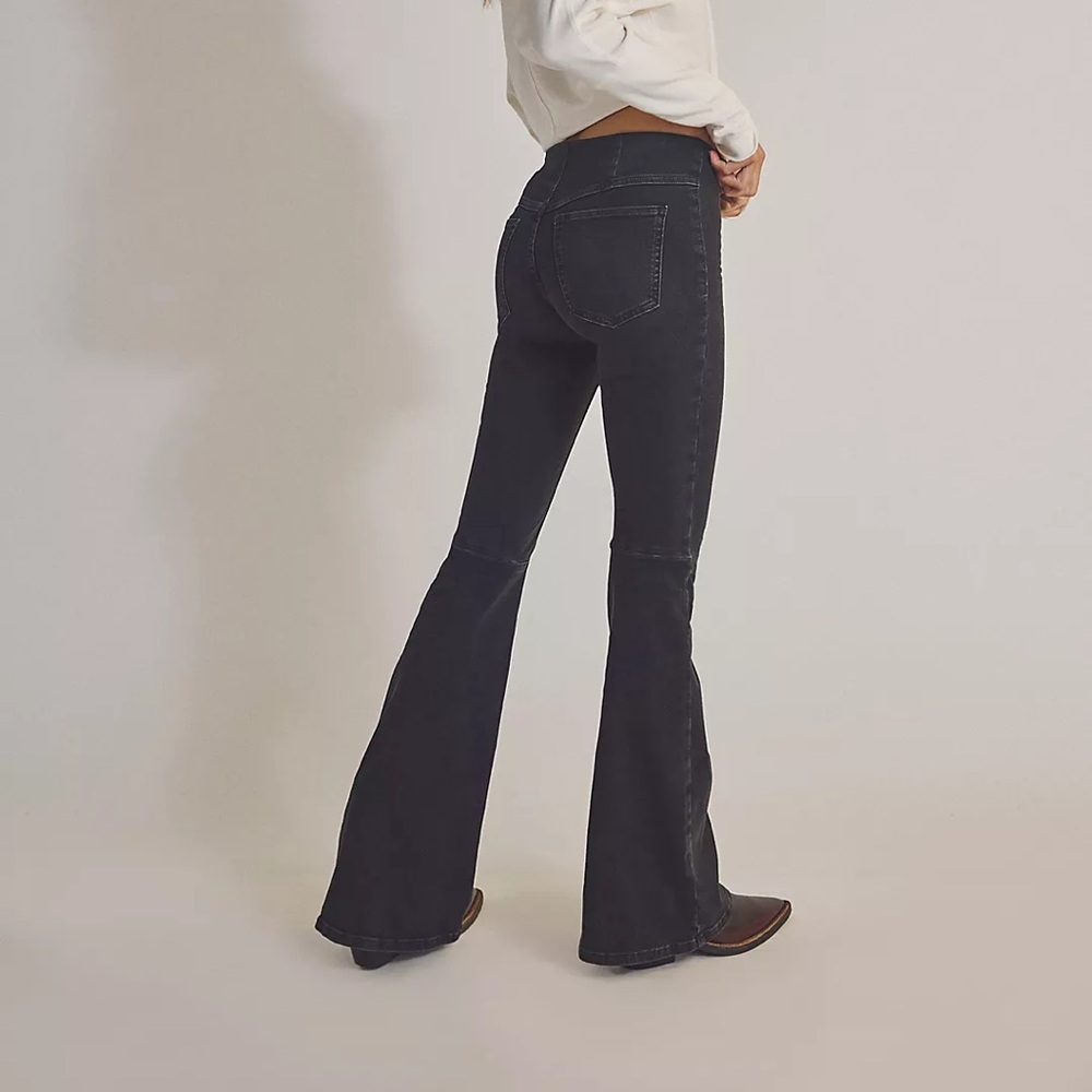 Free People Womens 31 Penny Pull-On Flare Jeans In Vintage Black Wash